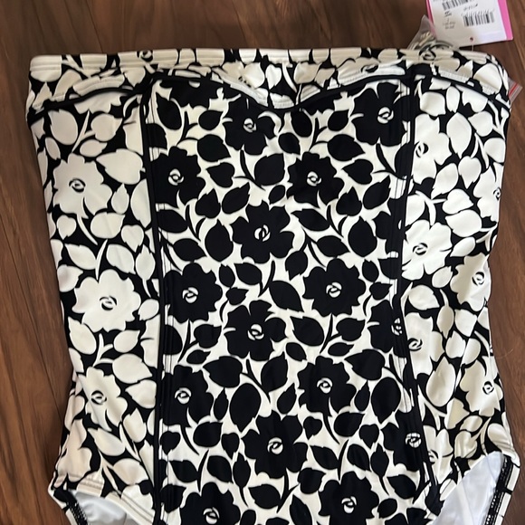 SALE kate spade Strapless Bandeau Swimsuit with Detachable Straps - Picture 7 of 10